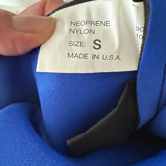 Womens Neoprene Nylon Full-Body Wetsuit With Front Zip & Contrast Red/Blue Panel - Picture 4 of 4